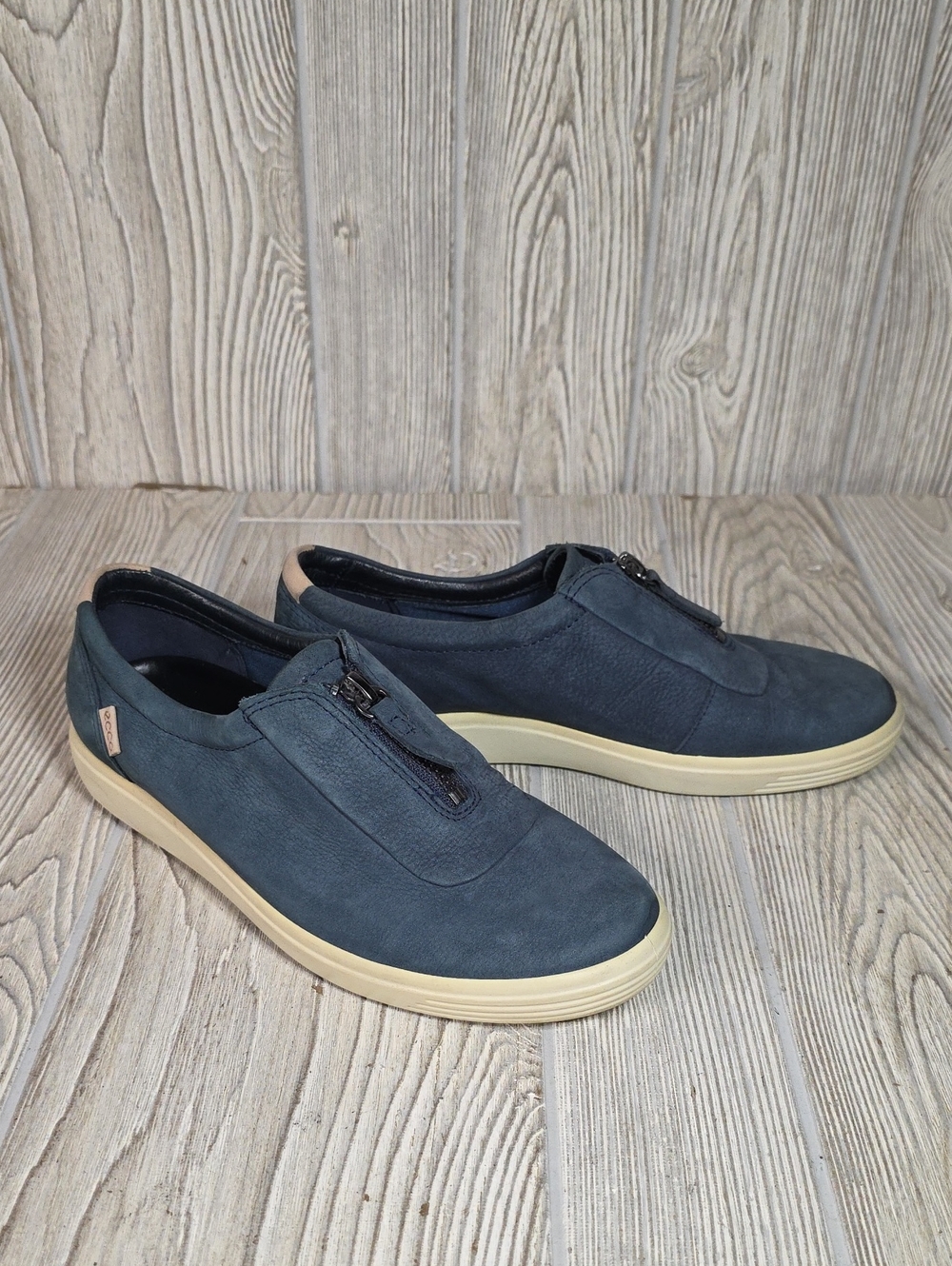Ecco Soft 7 Zip-Up Sneakers Dark Blue Nubuck Leather Womens Size 7